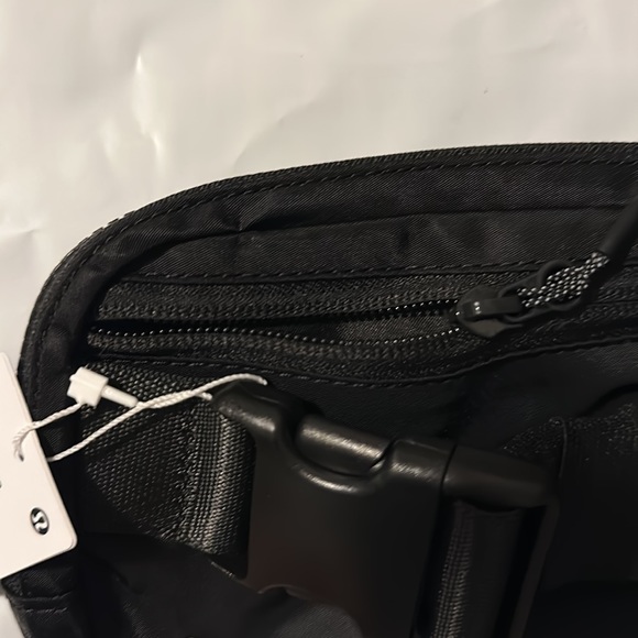 Lululemon everyday bag - Picture 5 of 7